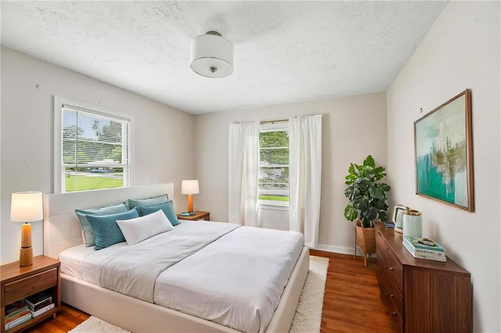 3 bedroom, 1 bathroom, 964 sq ft single family residence under contract at 1040 McLinden Avenue, Smyrna, GA 30080 — photo 5