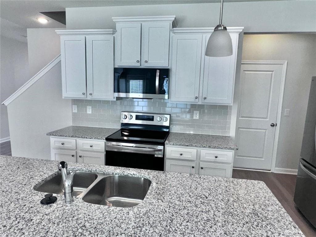3 bedroom, 3 bathroom townhouse for rent at 2618 Swan Lake Drive, Grayson, GA 30017 for $2,800 a month — photo 8
