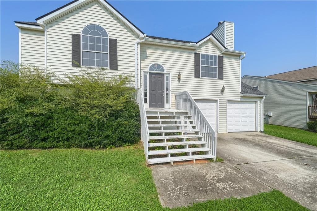 4 bedroom, 2 bathroom, 1,477 sq ft single family residence for sale at 7281 Sandpiper Way, Riverdale, GA 30274 — photo 2