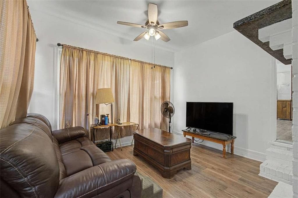 3 bedroom, 2 bathroom, 1,580 sq ft single family residence for sale at 5512 Andrew Drive, Mableton, GA 30126 — photo 5