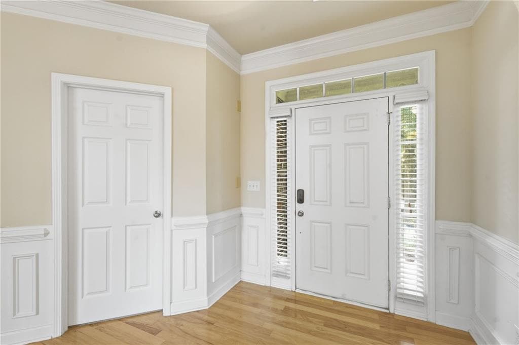 5 bedroom, 3 bathroom, 3,077 sq ft single family residence for sale at 2786 Staunton Drive, Duluth, GA 30097 — photo 5