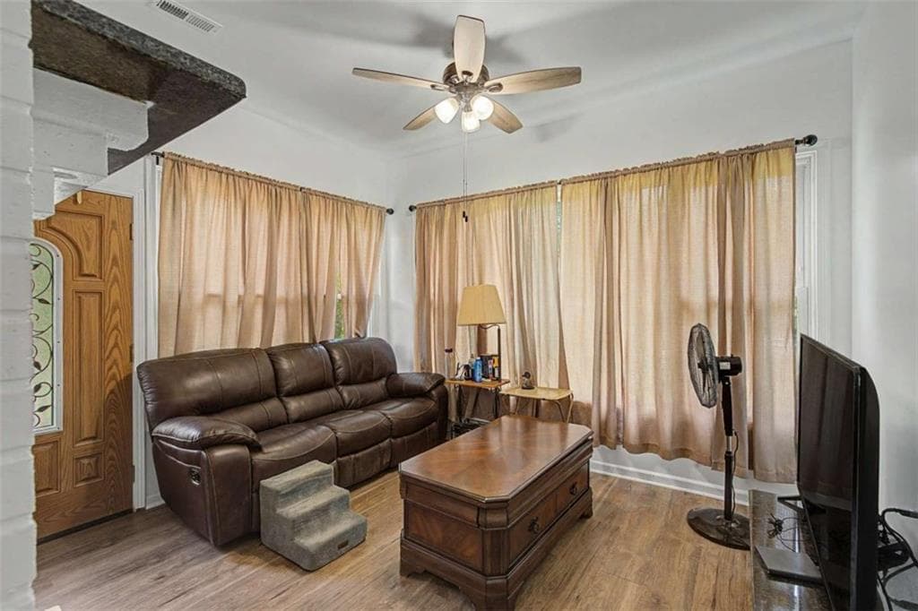 3 bedroom, 2 bathroom, 1,580 sq ft single family residence for sale at 5512 Andrew Drive, Mableton, GA 30126 — photo 6
