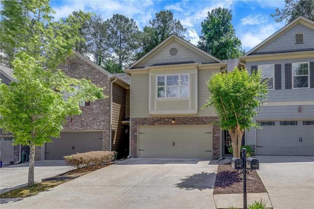 3 bedroom, 3 bathroom, 1,757 sq ft townhouse under contract at 175 Sunset Lane, Woodstock, GA 30189 — photo 2