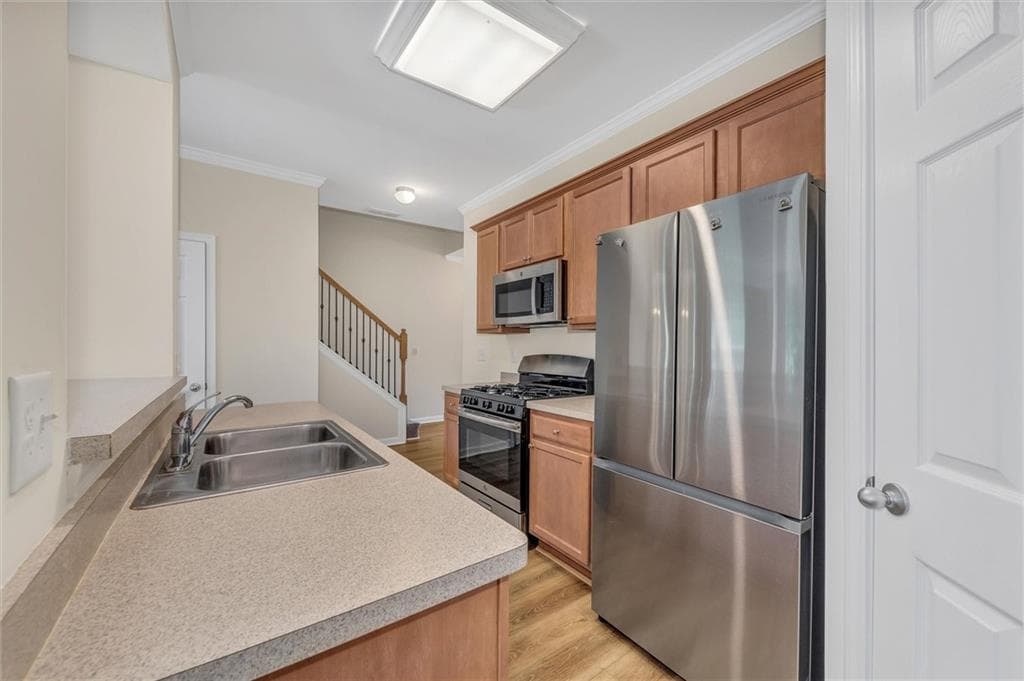 3 bedroom, 3 bathroom, 1,757 sq ft townhouse under contract at 175 Sunset Lane, Woodstock, GA 30189 — photo 9