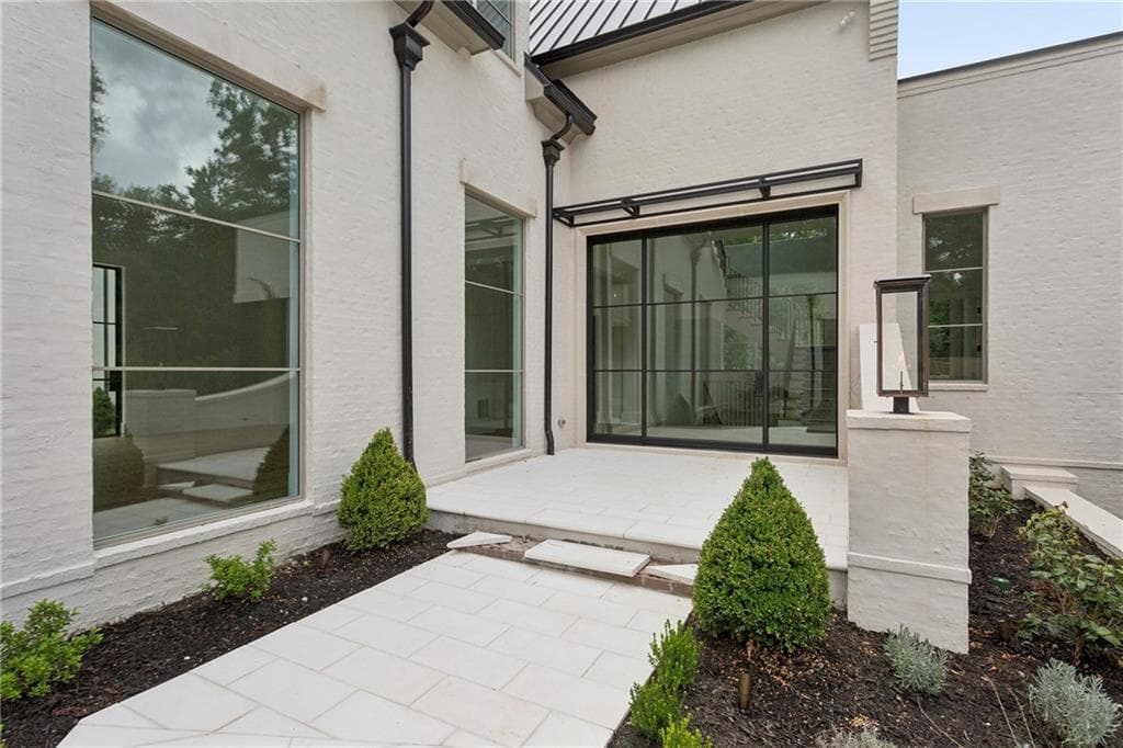 6 bedroom, 9 bathroom single family residence for sale at 4845 Jett Road, Atlanta, GA 30327 — photo 3