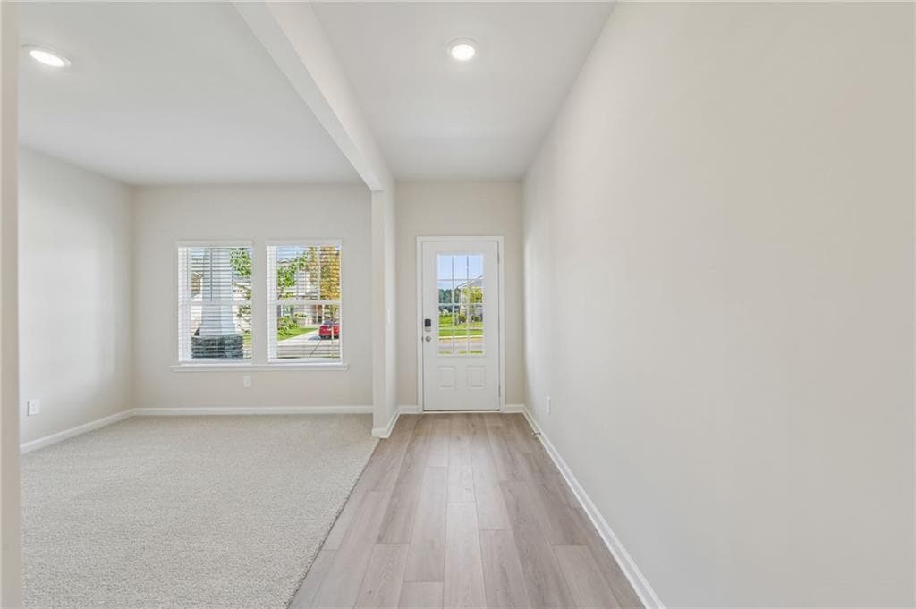 4 bedroom, 3 bathroom, 2,479 sq ft single family residence under contract at 294 Mulberry Creek Court, Pendergrass, GA 30567 — photo 7