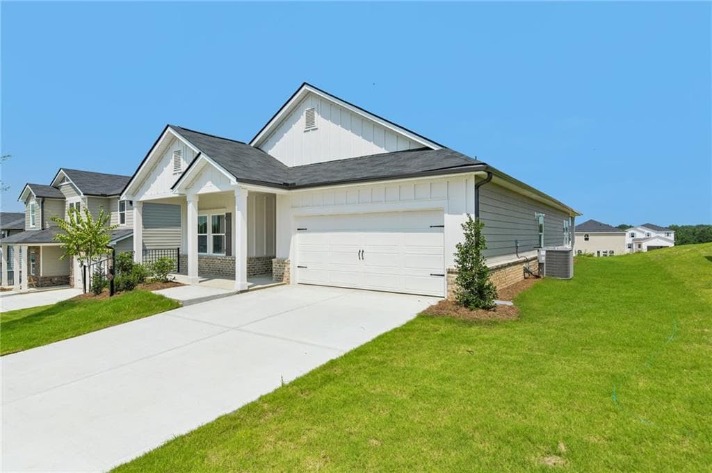 3 bedroom, 3 bathroom, 2,001 sq ft single family residence under contract at 390 Morgan Creek Road, Pendergrass, GA 30567 — photo 2