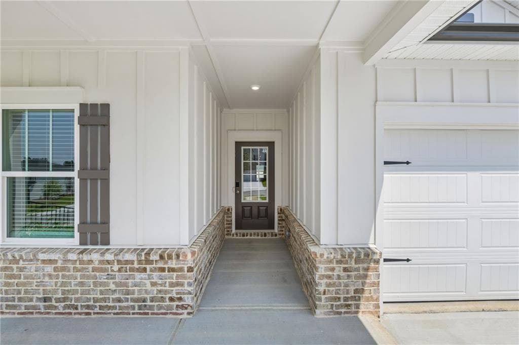 3 bedroom, 3 bathroom, 2,001 sq ft single family residence under contract at 390 Morgan Creek Road, Pendergrass, GA 30567 — photo 4