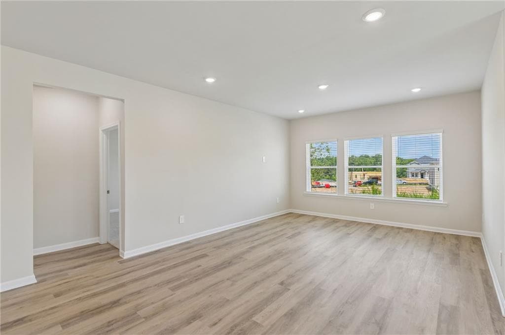 3 bedroom, 3 bathroom, 2,001 sq ft single family residence under contract at 390 Morgan Creek Road, Pendergrass, GA 30567 — photo 7