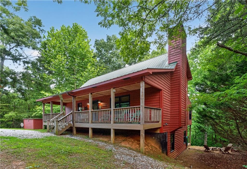 3 bedroom, 4 bathroom, 2,678 sq ft single family residence for sale at 24 Wolf Howl Trail, Sautee Nacoochee, GA 30571