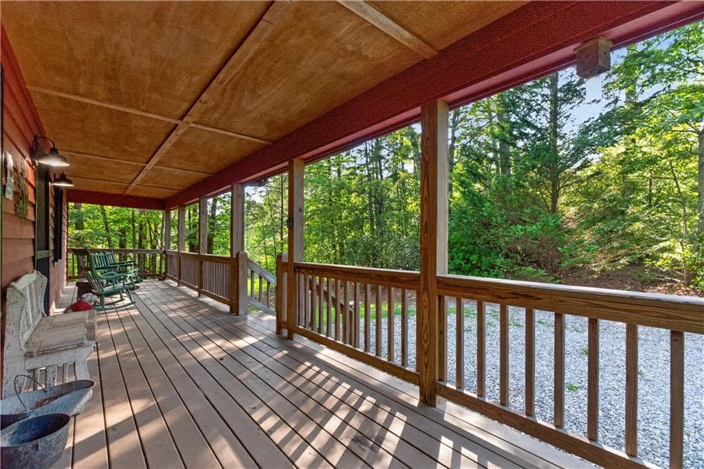 3 bedroom, 4 bathroom, 2,678 sq ft single family residence for sale at 24 Wolf Howl Trail, Sautee Nacoochee, GA 30571 — photo 6