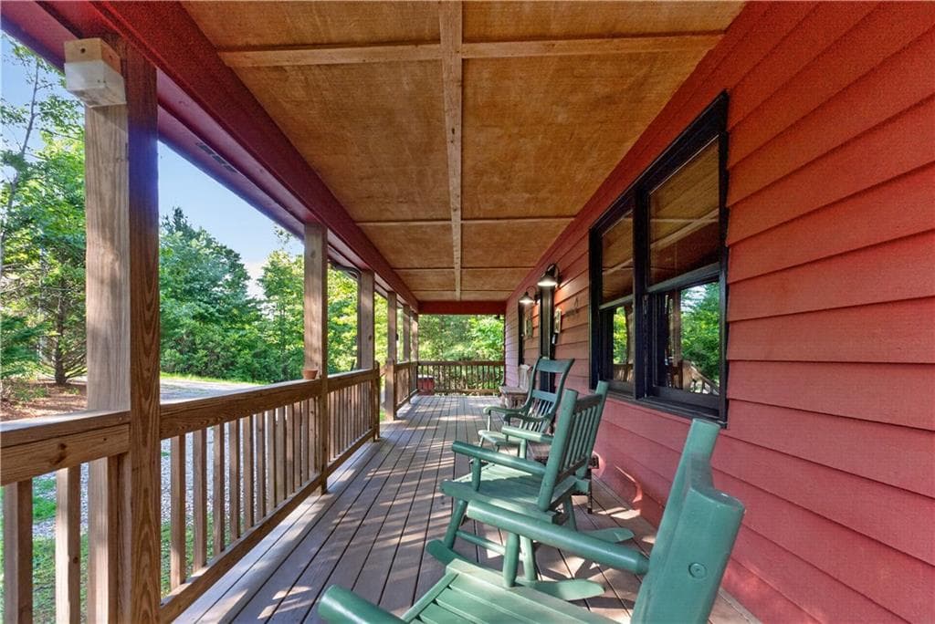 3 bedroom, 4 bathroom, 2,678 sq ft single family residence for sale at 24 Wolf Howl Trail, Sautee Nacoochee, GA 30571 — photo 7