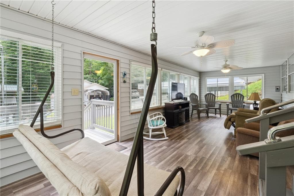 2 bedroom, 1 bathroom, 1,000 sq ft single family residence for sale at 207 Canyon Pass, Cleveland, GA 30528 — photo 8
