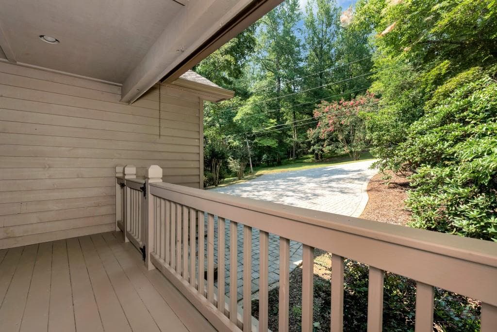 4 bedroom, 3 bathroom, 2,791 sq ft single family residence for sale at 161 Falling Creek, Sautee Nacoochee, GA 30571 — photo 5