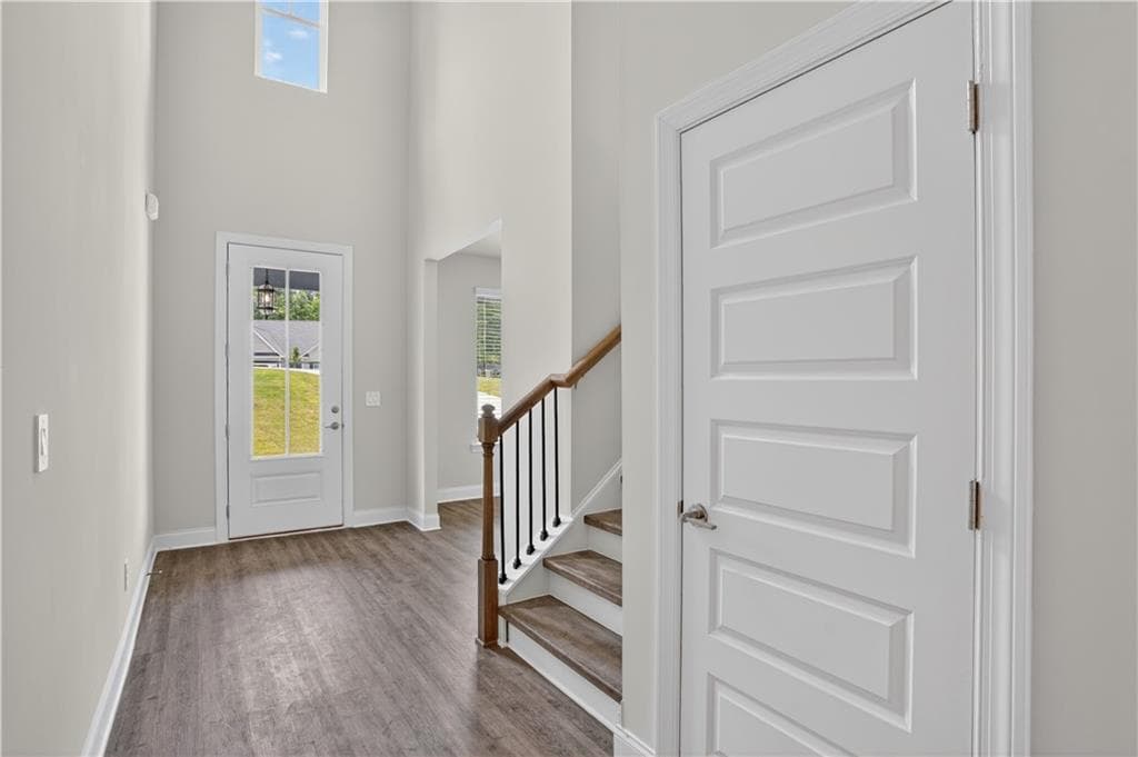 4 bedroom, 3 bathroom, 2,443 sq ft single family residence for sale at 70 Sydney Court, Mansfield, GA 30055 — photo 5
