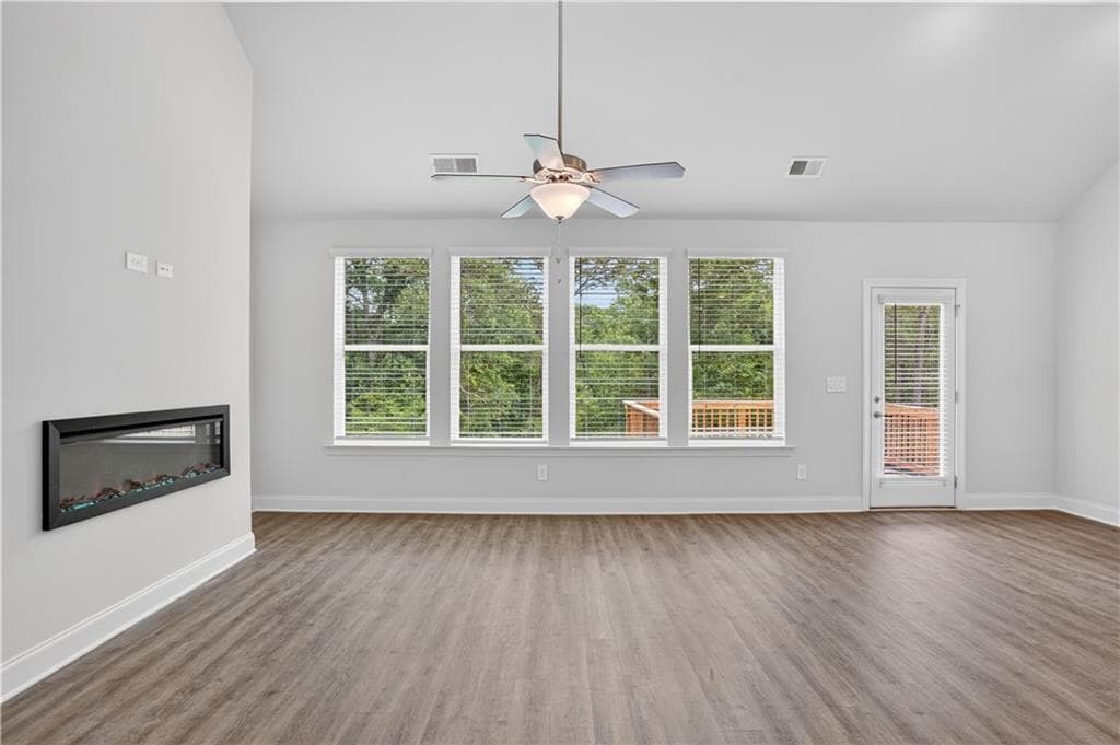 4 bedroom, 3 bathroom, 2,443 sq ft single family residence for sale at 70 Sydney Court, Mansfield, GA 30055 — photo 9