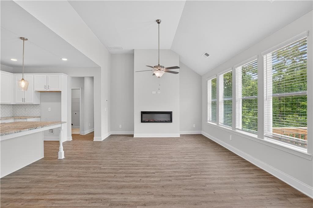 4 bedroom, 3 bathroom, 2,443 sq ft single family residence for sale at 70 Sydney Court, Mansfield, GA 30055 — photo 10