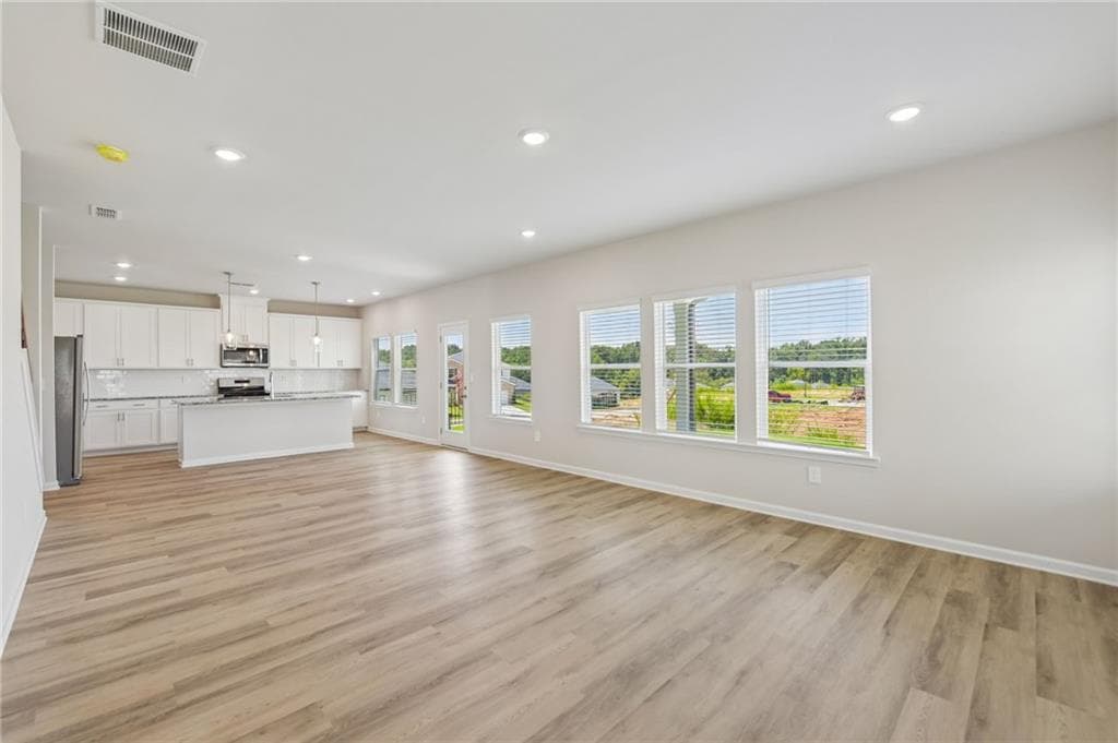 4 bedroom, 3 bathroom, 2,479 sq ft single family residence for sale at 414 Morgan Creek Road, Pendergrass, GA 30567 — photo 10