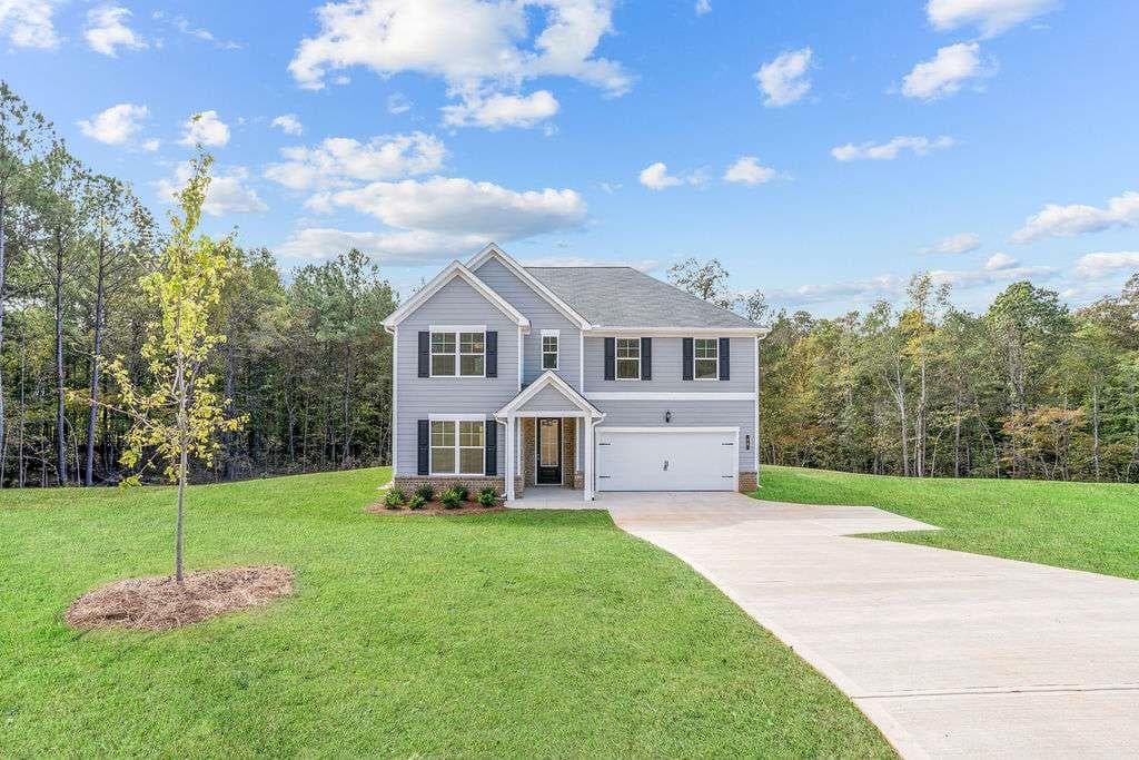 5 bedroom, 4 bathroom, 2,580 sq ft single family residence under contract at 70 Cooper Drive, Mansfield, GA 30055 — photo 2