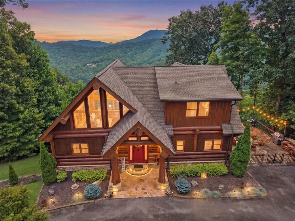 3 bedroom, 4 bathroom, 4,562 sq ft single family residence for sale at 495 Overlook Drive, Blue Ridge, GA 30513