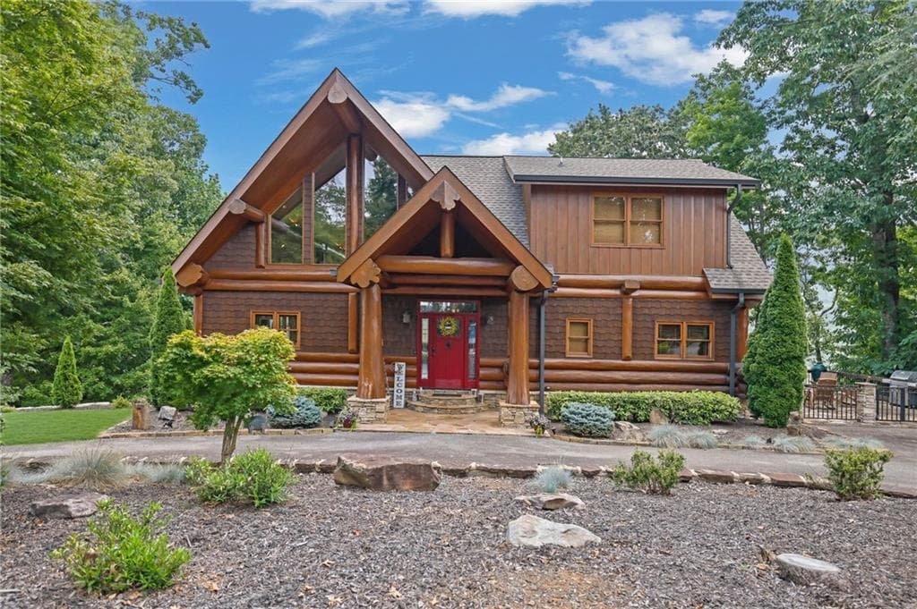 3 bedroom, 4 bathroom, 4,562 sq ft single family residence for sale at 495 Overlook Drive, Blue Ridge, GA 30513 — photo 2