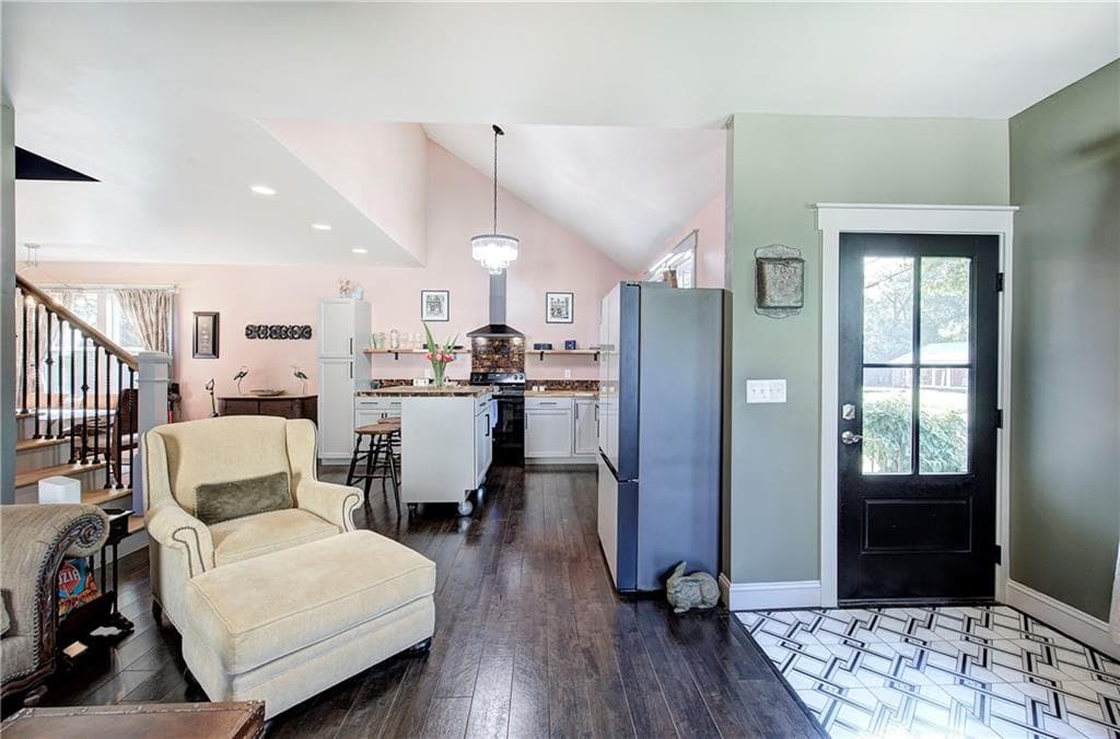3 bedroom, 4 bathroom, 1,868 sq ft single family residence for sale at 112 Forrest Avenue, Cartersville, GA 30120 — photo 8