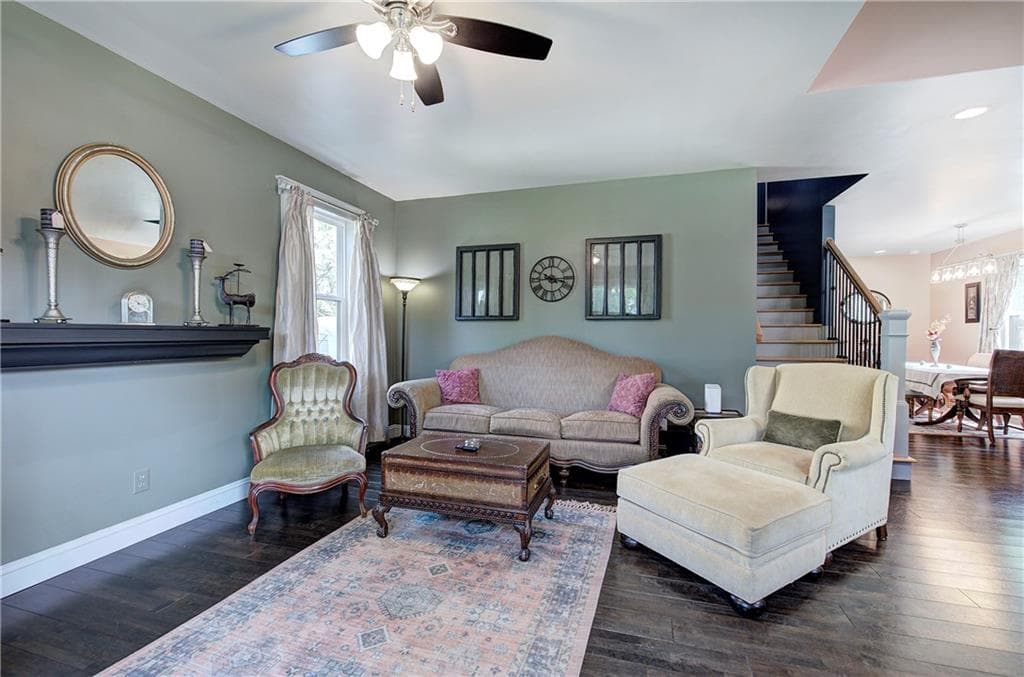 3 bedroom, 4 bathroom, 1,868 sq ft single family residence for sale at 112 Forrest Avenue, Cartersville, GA 30120 — photo 9