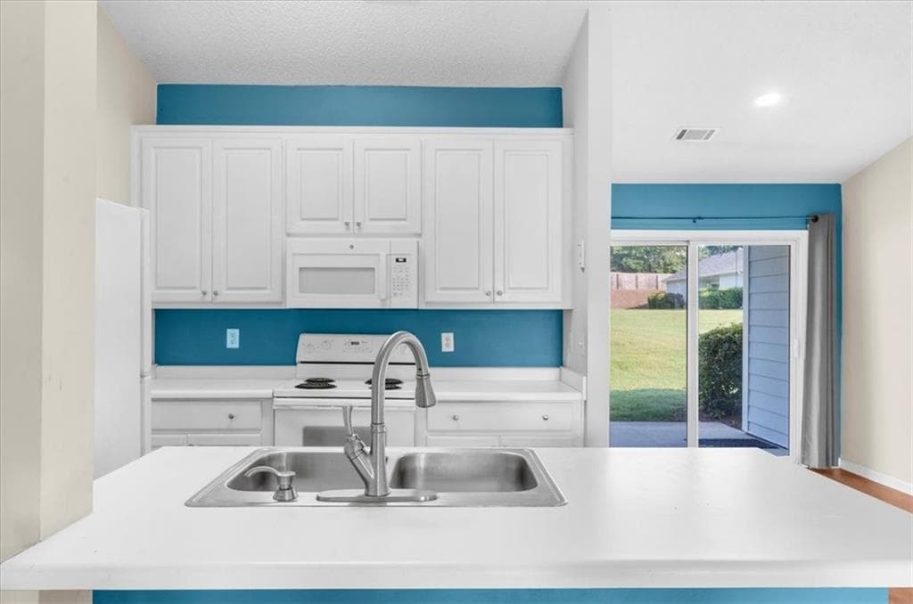 2 bedroom, 2 bathroom, 1,008 sq ft condominium for sale at 3033 Bentley Park Circle, Gainesville, GA 30504 — photo 9
