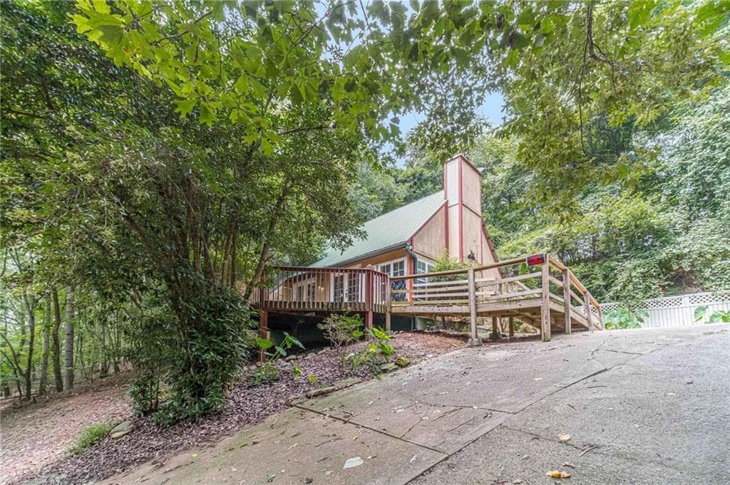 2 bedroom, 2 bathroom, 752 sq ft single family residence under contract at 6224 Grant Ford Road, Gainesville, GA 30506 — photo 3