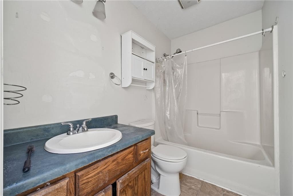2 bedroom, 2 bathroom, 752 sq ft single family residence under contract at 6224 Grant Ford Road, Gainesville, GA 30506 — photo 8