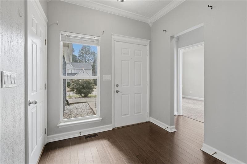 3 bedroom, 2 bathroom, 1,499 sq ft single family residence for sale at 694 Shore View, Lithonia, GA 30058 — photo 4