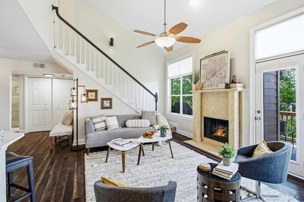 2 bedroom, 2 bathroom, 1,150 sq ft condominium under contract at 1035 Mcgill Park Avenue, Atlanta, GA 30312 — photo 2