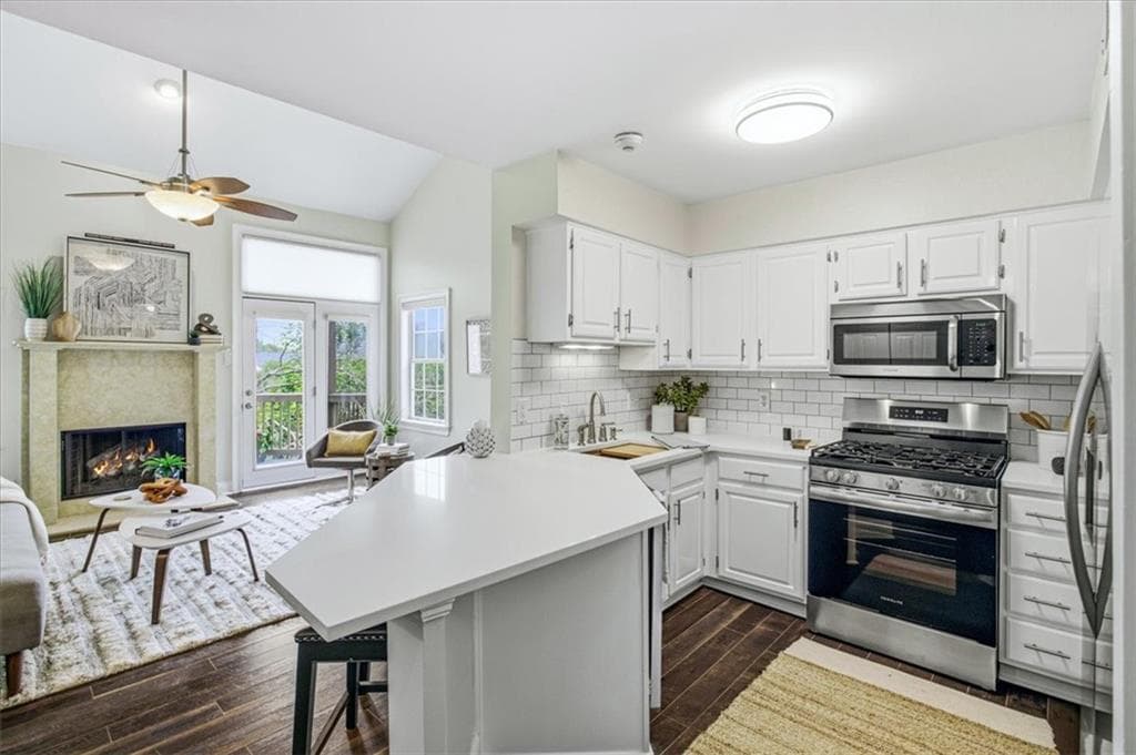 2 bedroom, 2 bathroom, 1,150 sq ft condominium under contract at 1035 Mcgill Park Avenue, Atlanta, GA 30312 — photo 10