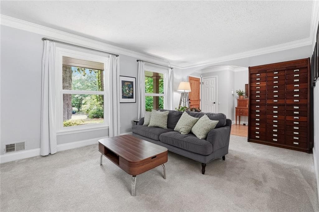 5 bedroom, 4 bathroom, 2,450 sq ft single family residence under contract at 1620 Caribou Court, Marietta, GA 30066 — photo 9