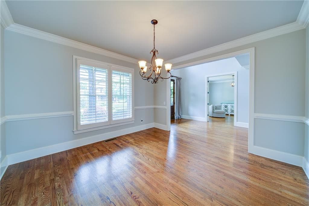 7 bedroom, 5 bathroom, 4,734 sq ft single family residence under contract at 5305 Harris Springs Drive, Cumming, GA 30040 — photo 9