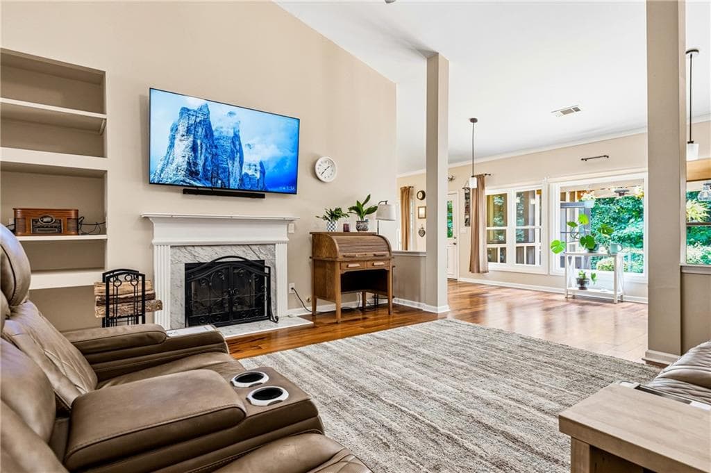 4 bedroom, 2 bathroom, 2,612 sq ft single family residence for sale at 1235 Sunhill Drive, Lawrenceville, GA 30043 — photo 2