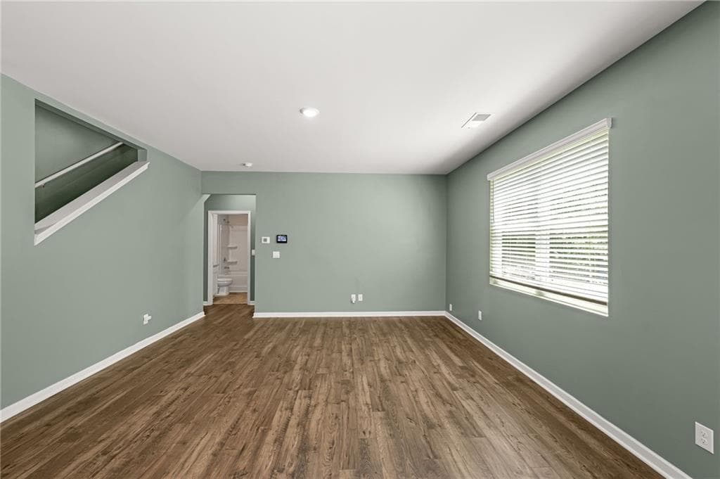 5 bedroom, 3 bathroom, 2,511 sq ft single family residence for sale at 213 Creekview Way, Dallas, GA 30132 — photo 10