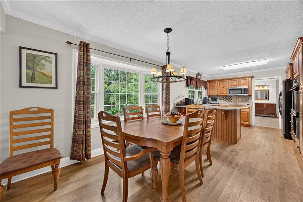 5 bedroom, 4 bathroom, 2,838 sq ft single family residence for sale at 9355 W Union Hill Road, Winston, GA 30187 — photo 5