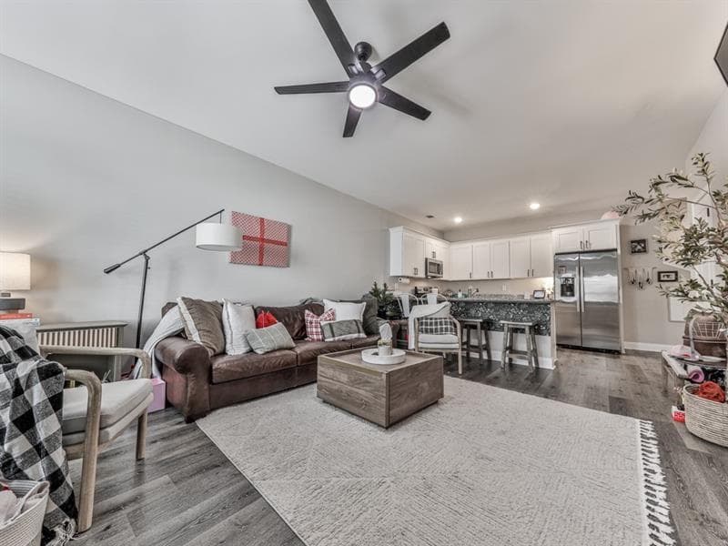 4 bedroom, 4 bathroom, 2,208 sq ft townhouse for sale at 24 N Rim Drive, Jasper, GA 30143 — photo 5