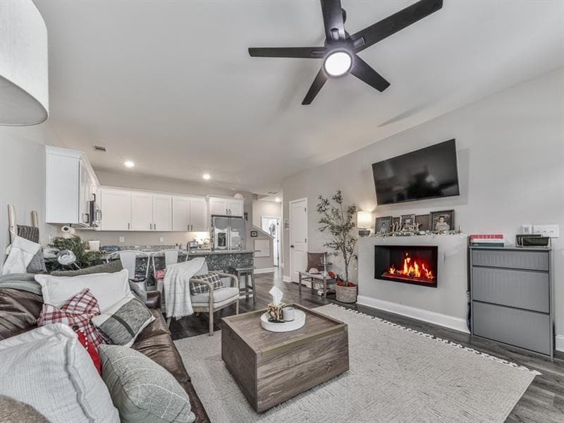 4 bedroom, 4 bathroom, 2,208 sq ft townhouse for sale at 24 N Rim Drive, Jasper, GA 30143 — photo 6