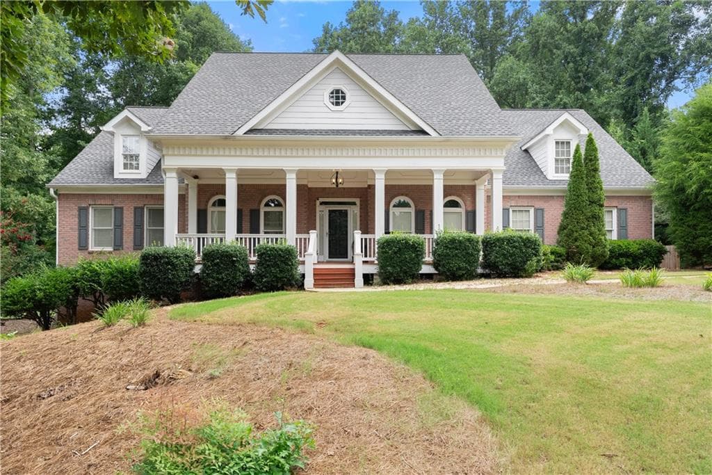 4 bedroom, 3 bathroom, 2,754 sq ft single family residence for sale at 5022 Oak Farm Way, Flowery Branch, GA 30542 — photo 1 of 35