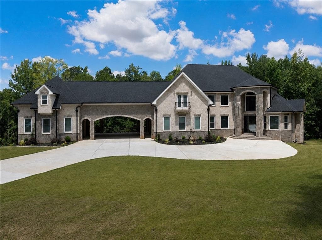 5 bedroom, 6 bathroom, 4,259 sq ft single family residence under contract at 381 Vicki Lane, Stockbridge, GA 30281