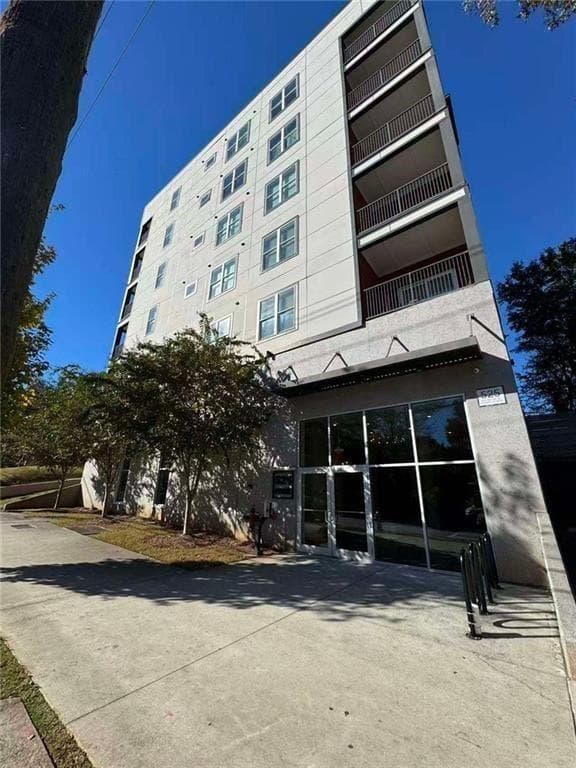1 bedroom, 1 bathroom, 657 sq ft condominium for rent at 525 Parkway Drive 510, Atlanta, GA 30354 for $1,600 a month — photo 1 of 25