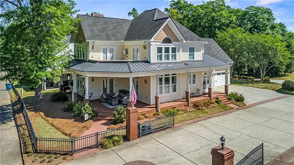 4 bedroom, 4 bathroom, 3,646 sq ft single family residence under contract at 88 Sloan Street, Mcdonough, GA 30253 — photo 2