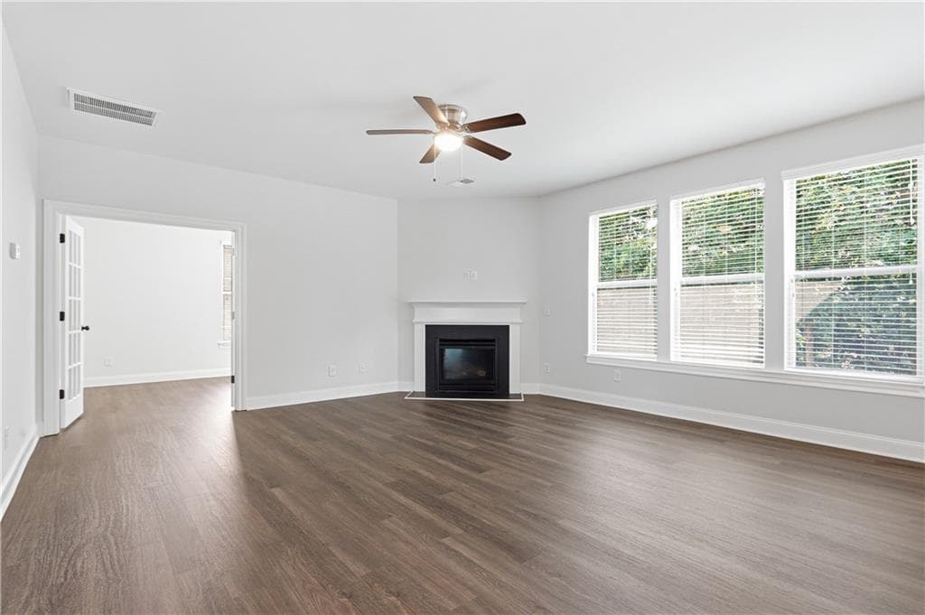 4 bedroom, 4 bathroom, 5,185 sq ft single family residence for sale at 4860 Dawson Court, Cumming, GA 30040 — photo 10