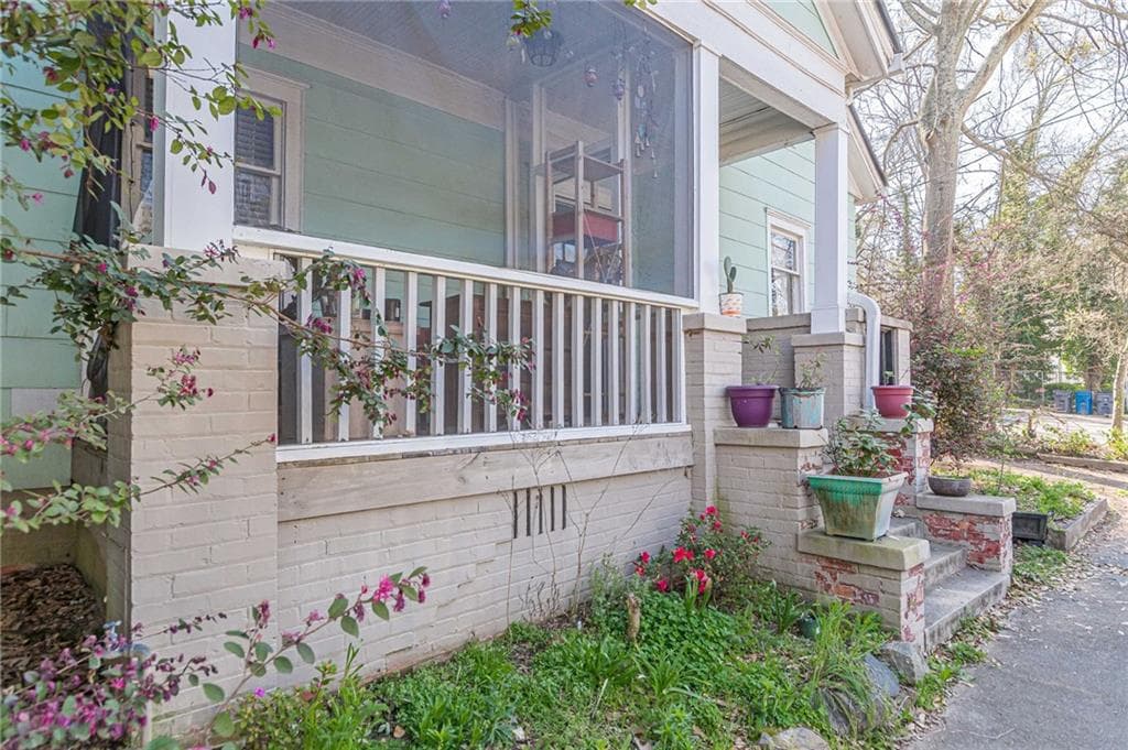 2 bedroom, 2 bathroom, 1,141 sq ft single family residence for sale at 3030 Semmes Street, East Point, GA 30344 — photo 2