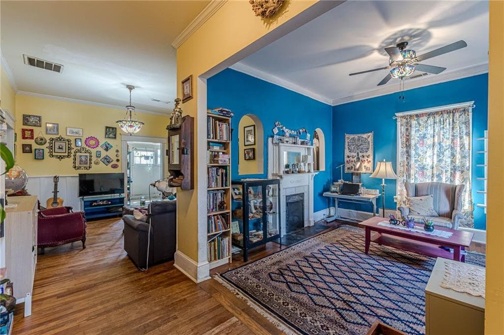 2 bedroom, 2 bathroom, 1,141 sq ft single family residence for sale at 3030 Semmes Street, East Point, GA 30344 — photo 4