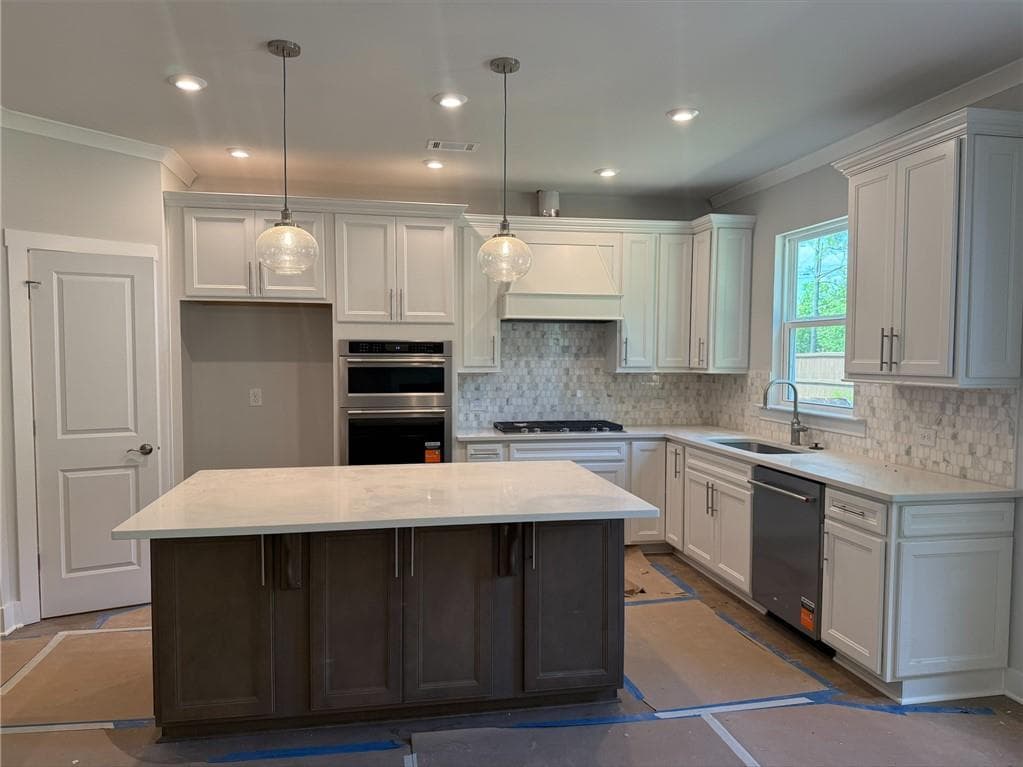 6 bedroom, 4 bathroom, 3,080 sq ft single family residence for sale at 4865 Rosarian Drive, Cumming, GA 30040 — photo 5