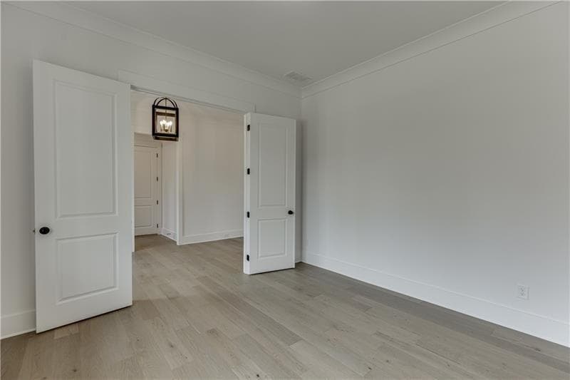 5 bedroom, 5 bathroom, 3,614 sq ft single family residence for sale at 128 Ivey Trace Court, Pendergrass, GA 30567 — photo 7