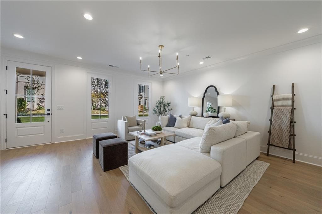 3 bedroom, 5 bathroom, 2,729 sq ft townhouse for sale at 400 Mayfair Court, Alpharetta, GA 30009 — photo 7